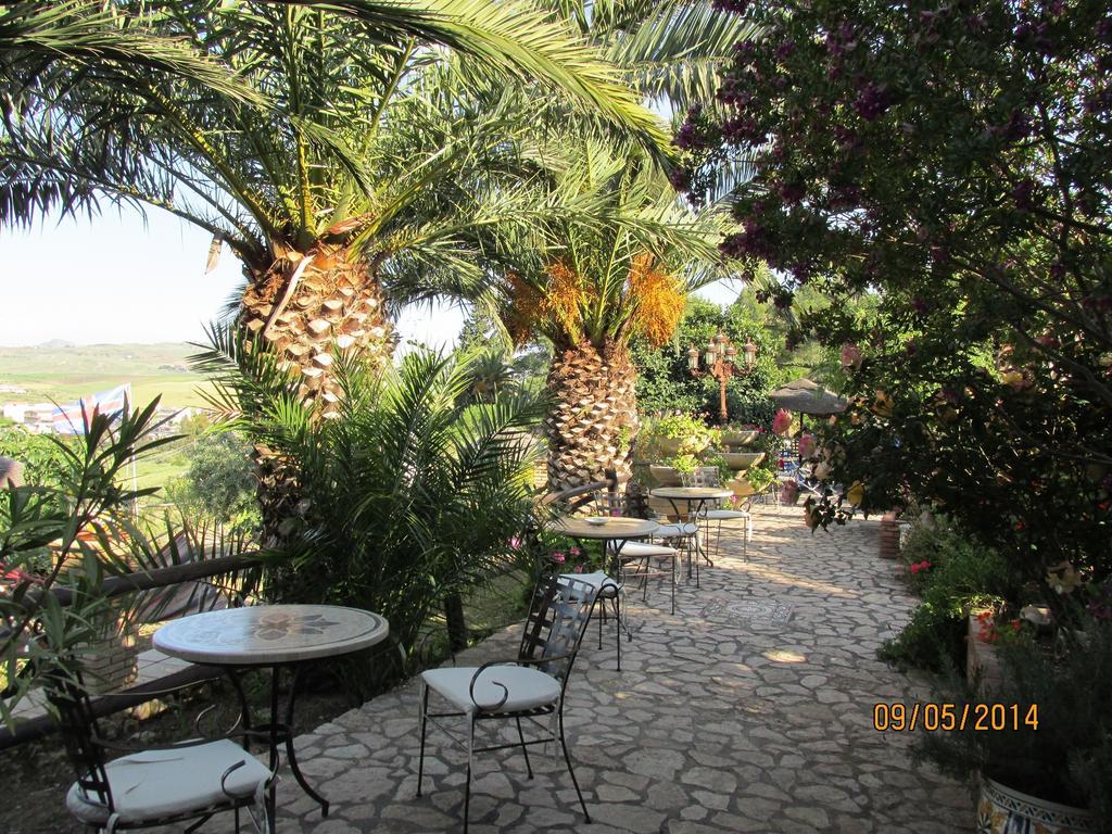Agriturismo Reggia Saracena Agrigent Exterior foto
