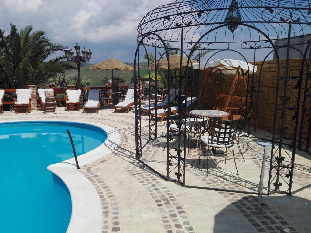 Agriturismo Reggia Saracena Agrigent Exterior foto